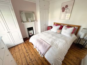 Photo 11- click for photo gallery